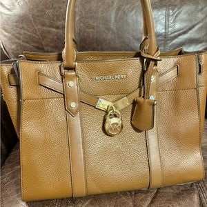Michael Kors Nouveau Hamilton large leather satchel bag.
